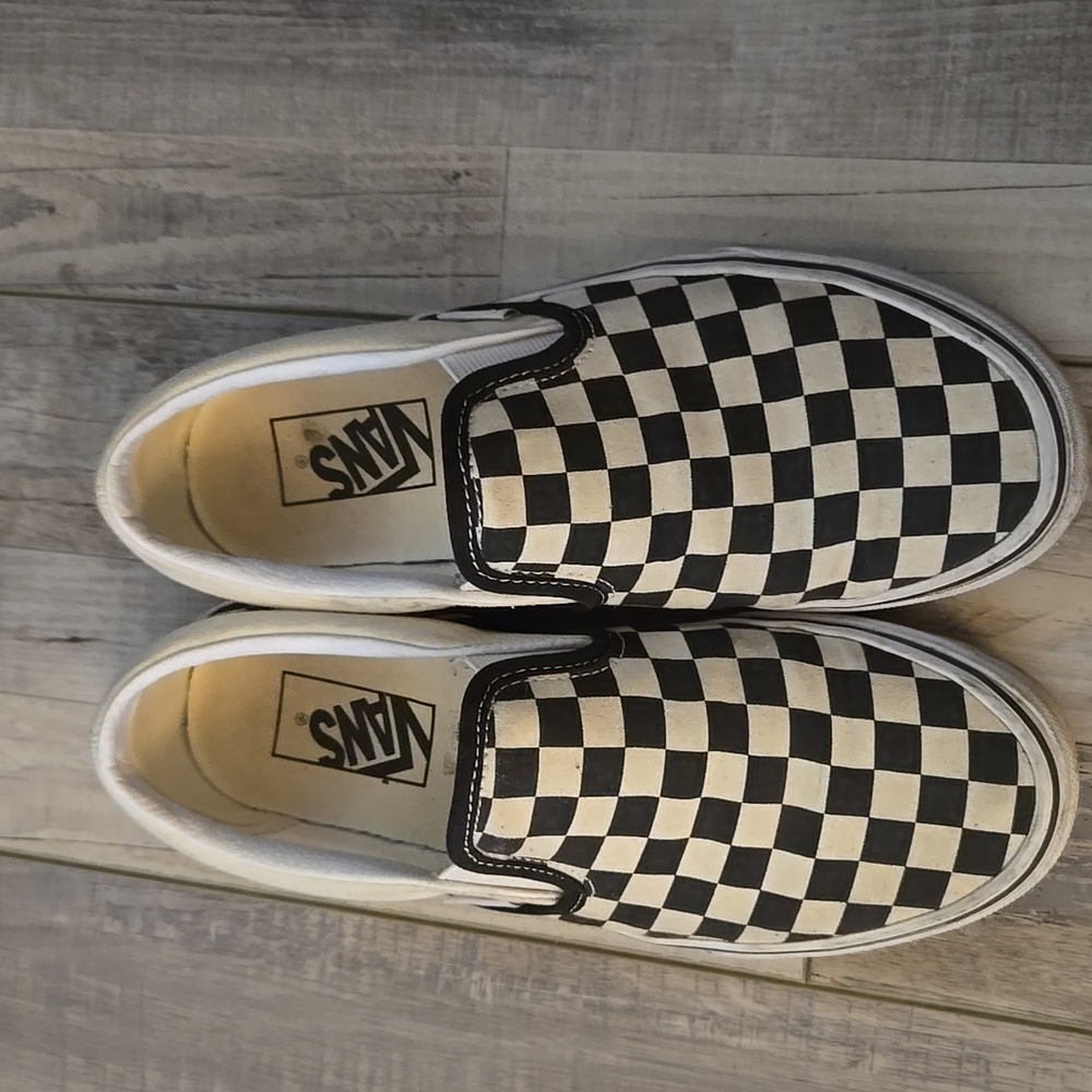 Vans checkered women's 7.5